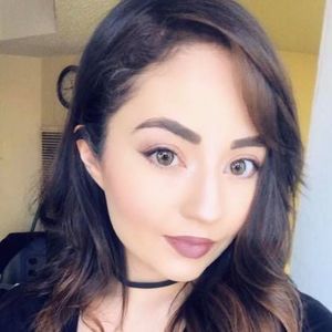 Meet your Posher, Gaby